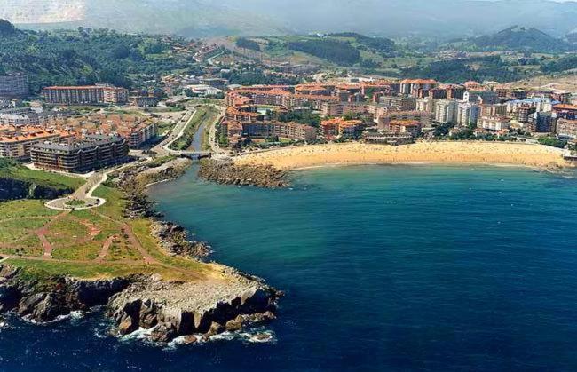 Precioso Apartamento Con Terraza, Pistas De Padel Y Piscinas Apartment Castro Urdiales Exterior photo